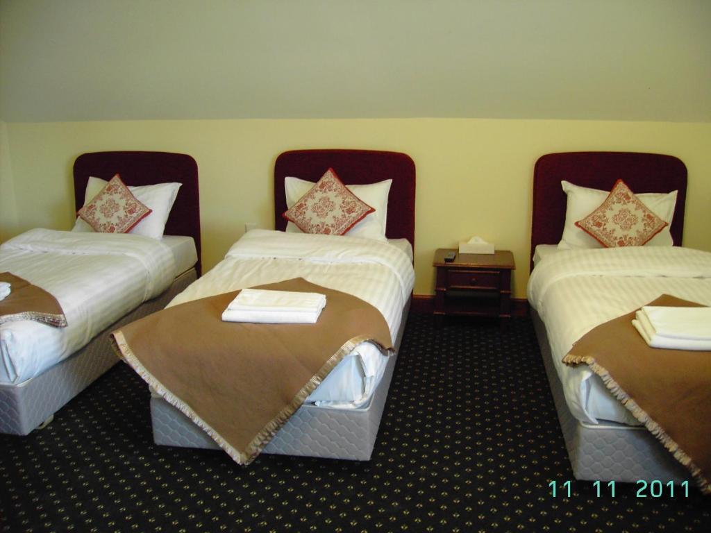 Hotel Bistrampolis Manor Kučiai Habitación foto