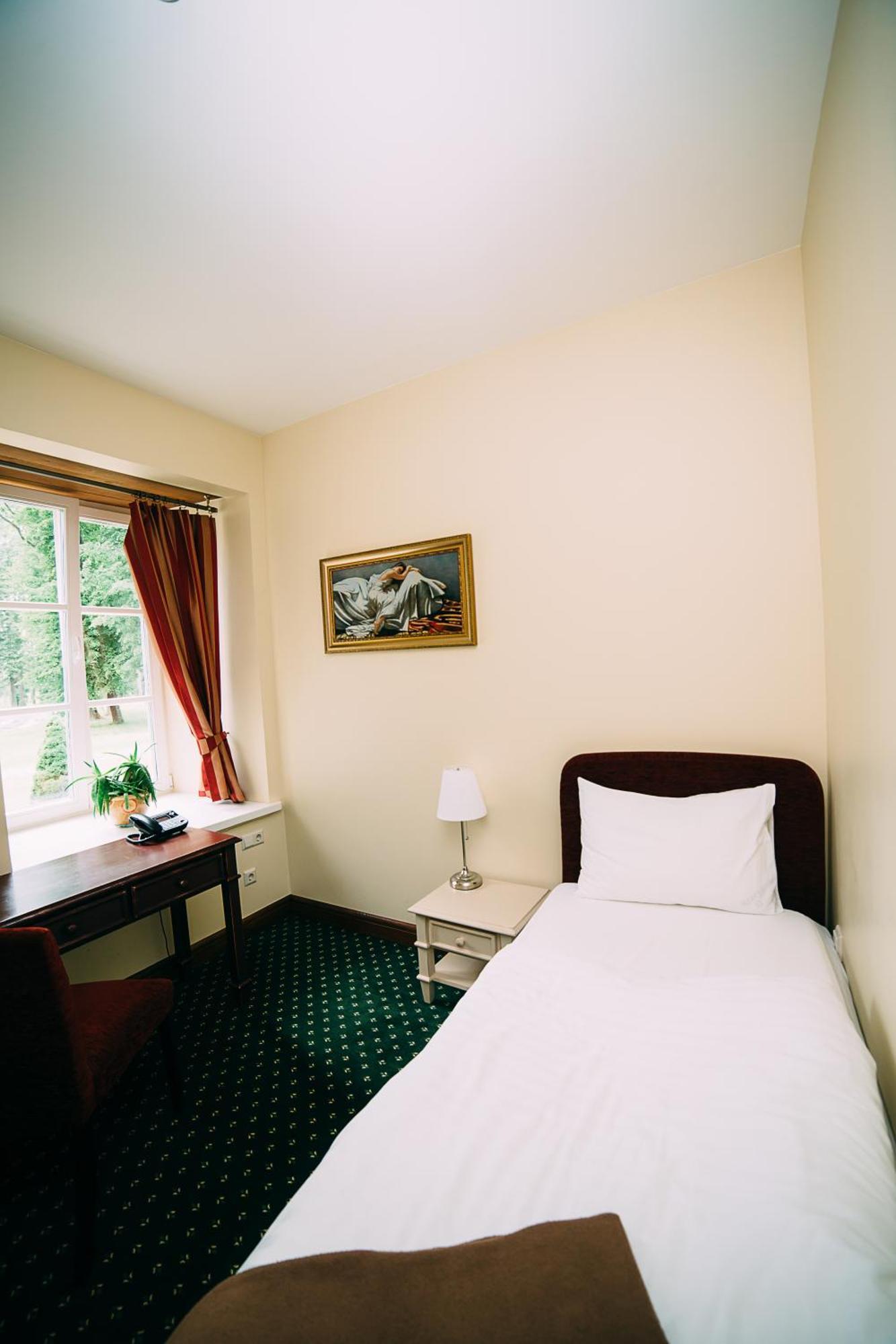 Hotel Bistrampolis Manor Kučiai Habitación foto