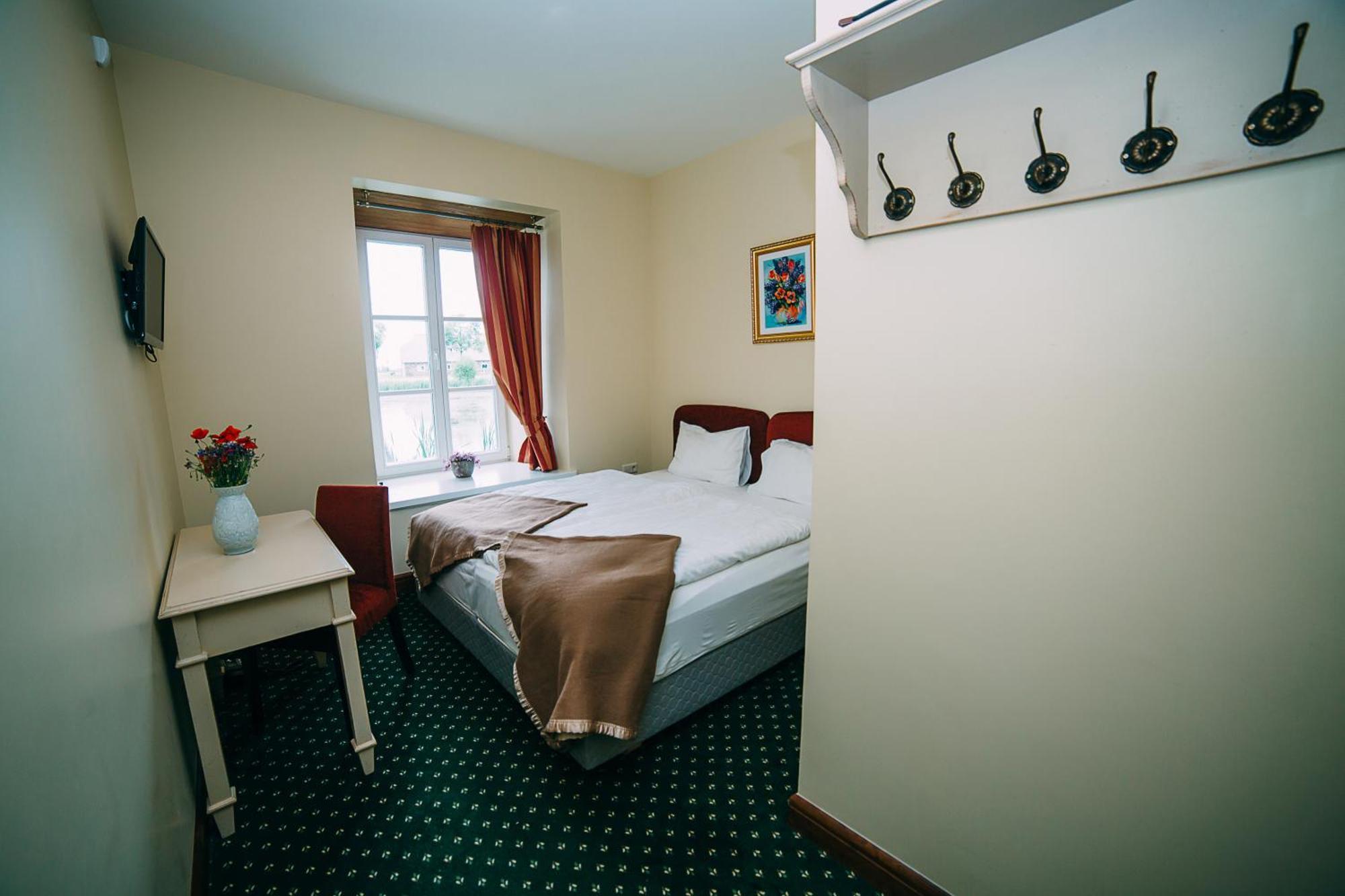 Hotel Bistrampolis Manor Kučiai Habitación foto