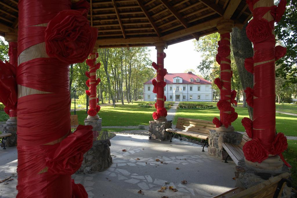 Hotel Bistrampolis Manor Kučiai Exterior foto