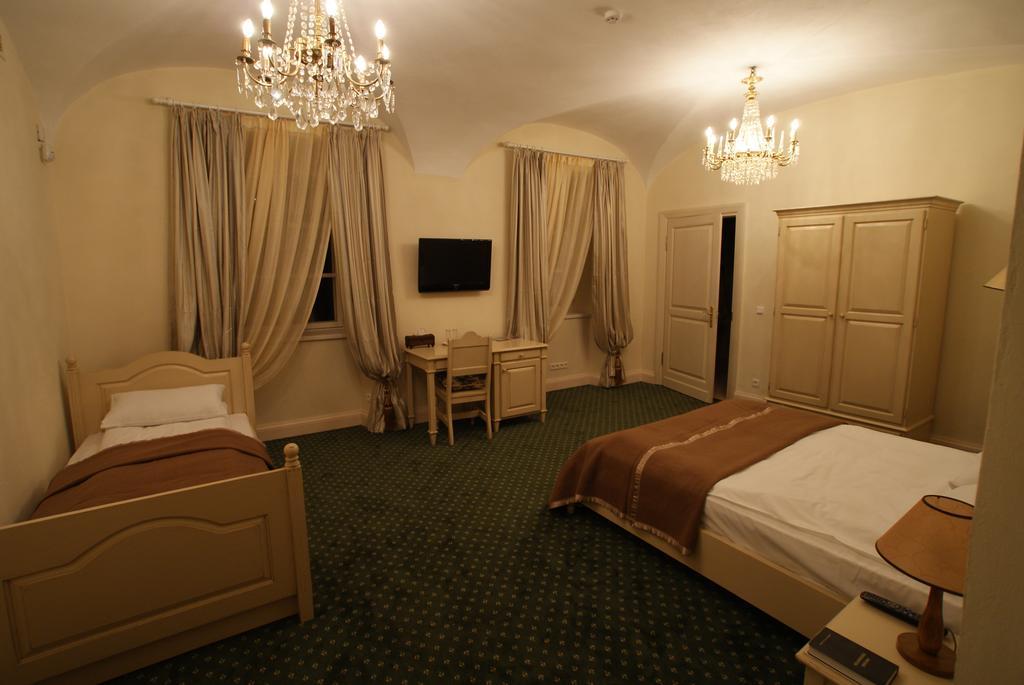 Hotel Bistrampolis Manor Kučiai Exterior foto